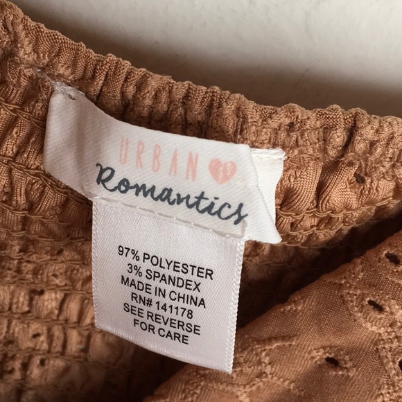 NWT Urban Romantics Gold Crop Top - Picture 2 of 4